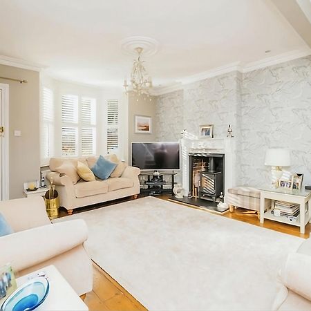 3 Bedroom Cottage In Sunninghill, Ascot Εξωτερικό φωτογραφία