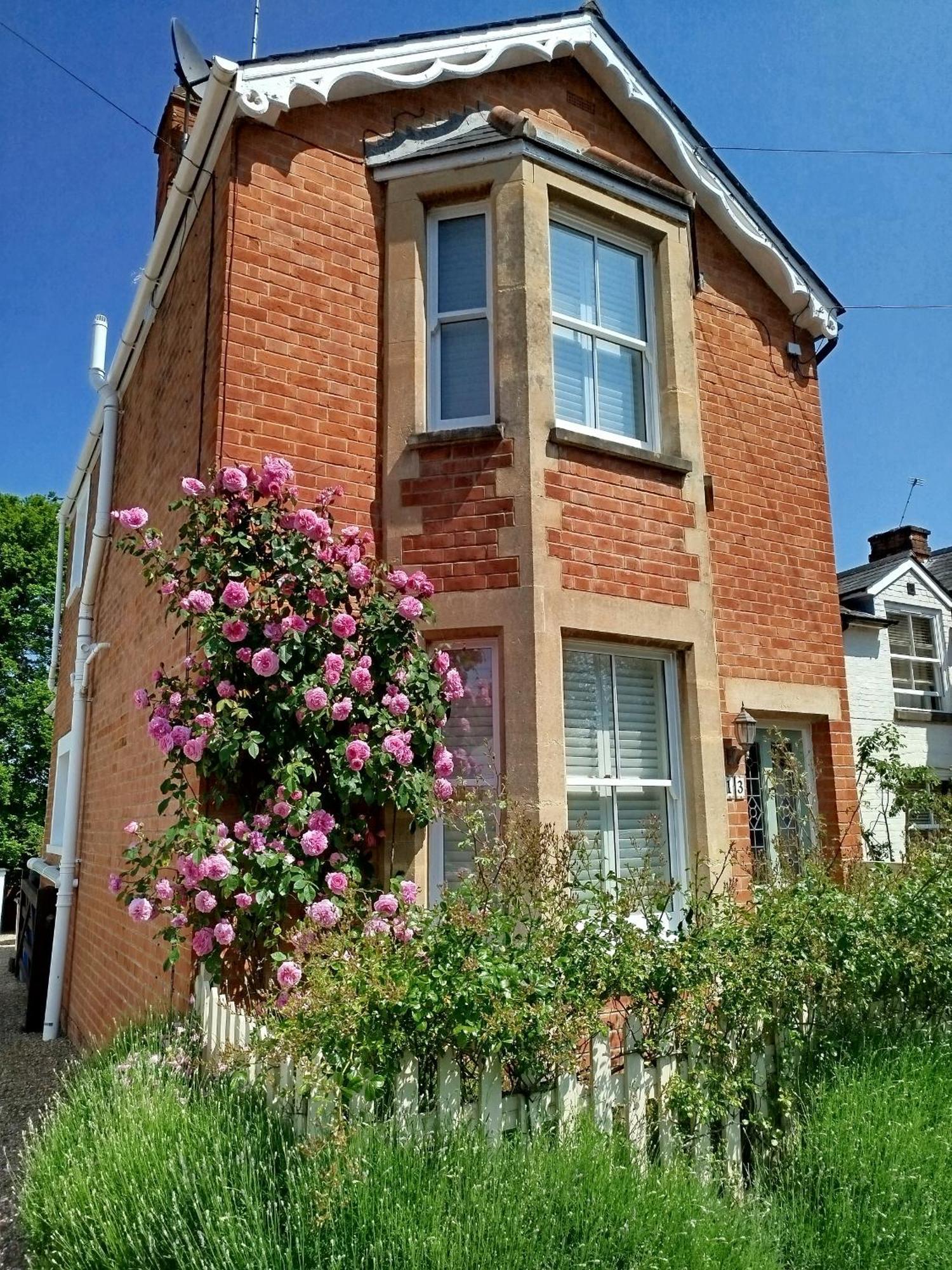 3 Bedroom Cottage In Sunninghill, Ascot Εξωτερικό φωτογραφία